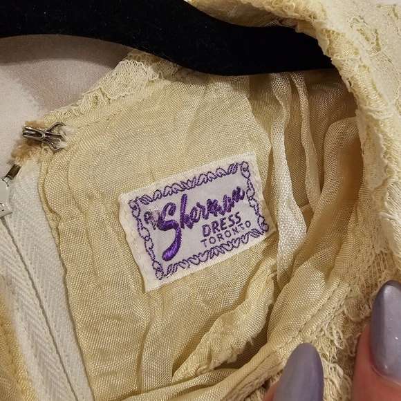 🤍 Vintage Lace Dress — Union Made in Canada - Picture 7 of 11